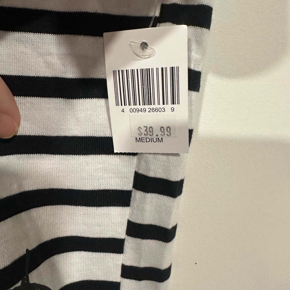 Disney Pirates of the Caribbean Dead Men Tell No Tales Striped Shirt Size Medium - Picture 5 of 6